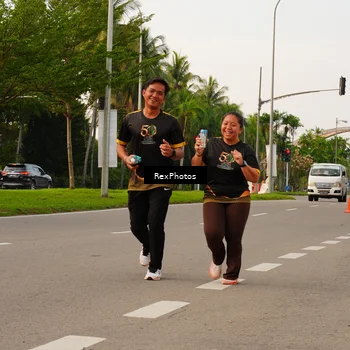 Runner Photo 7145376