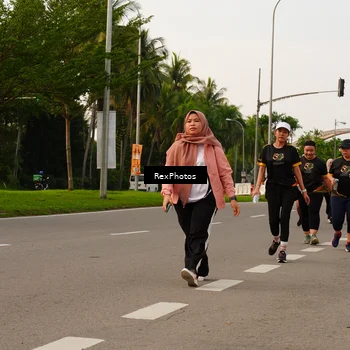Runner Photo 7145402