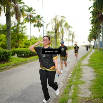 Runner Photo 7145428