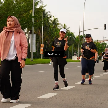 Runner Photo 7145429