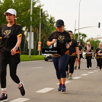 Runner Photo 7145443