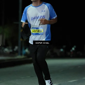 Runner Photo 7145668