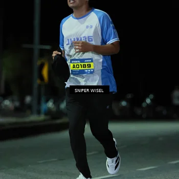 Runner Photo 7145692