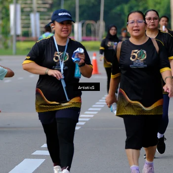 Runner Photo 7145711