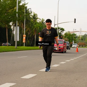 Runner Photo 7145750