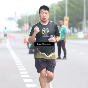 Runner Photo 7145752