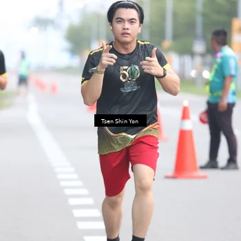 Runner Photo 7145845