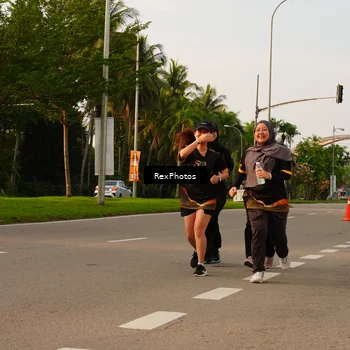 Runner Photo 7145875