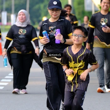 Runner Photo 7145916