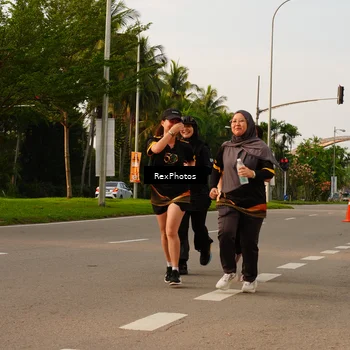 Runner Photo 7145945