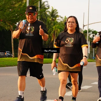 Runner Photo 7145957