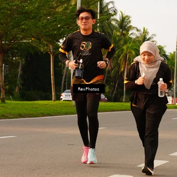 Runner Photo 7146004