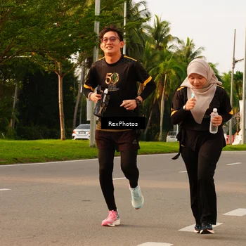Runner Photo 7146005