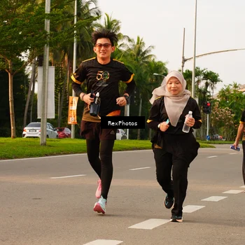 Runner Photo 7146013