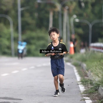 Runner Photo 7146018
