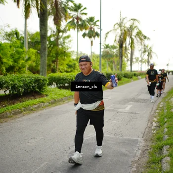 Runner Photo 7146071