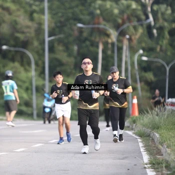 Runner Photo 7146100