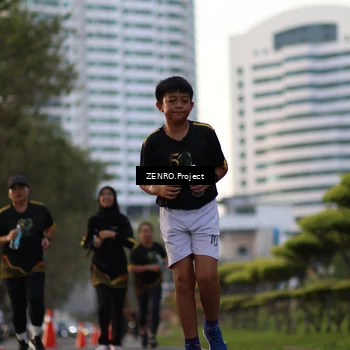 Runner Photo 7146227