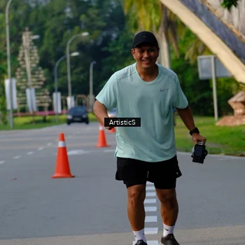 Runner Photo 7146314