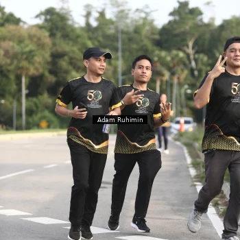 Runner Photo 7146435