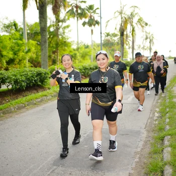 Runner Photo 7146535