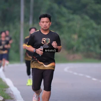 Runner Photo 7146680