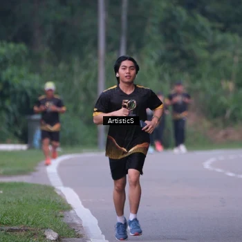 Runner Photo 7146843