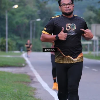 Runner Photo 7146851