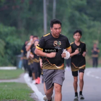 Runner Photo 7147030