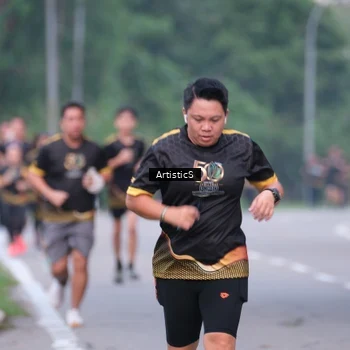 Runner Photo 7147071