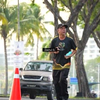 Runner Photo 7147114