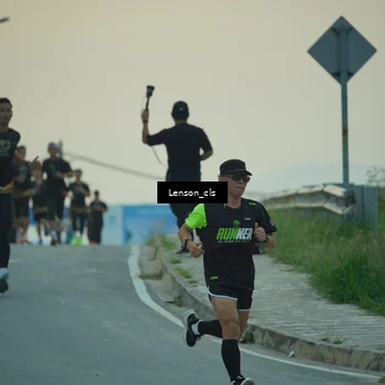 Runner Photo 7147493