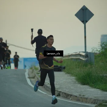 Runner Photo 7147541