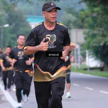 Runner Photo 7147630