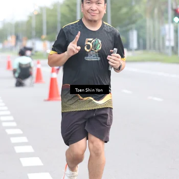 Runner Photo 7147875