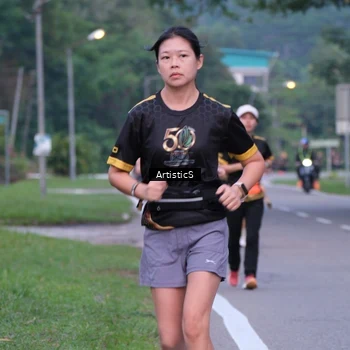 Runner Photo 7148002