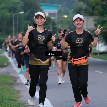Runner Photo 7148064