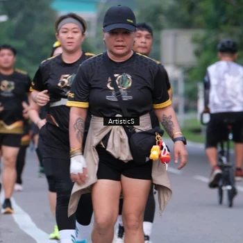 Runner Photo 7148358