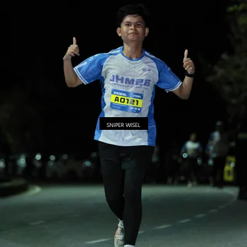 Runner Photo 7148410