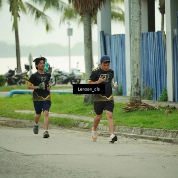 Runner Photo 7148573
