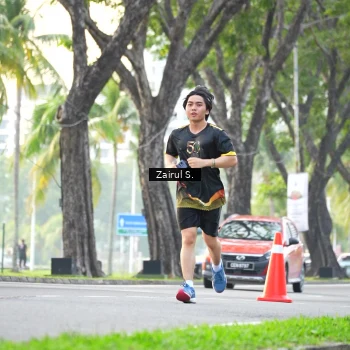 Runner Photo 7148611