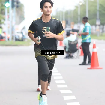 Runner Photo 7149056