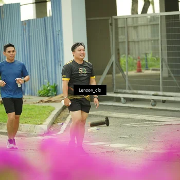 Runner Photo 7149083
