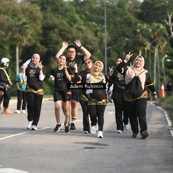 Runner Photo 7149135