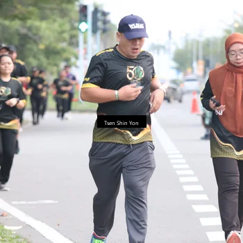 Runner Photo 7149144
