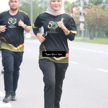 Runner Photo 7149333
