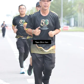 Runner Photo 7149350