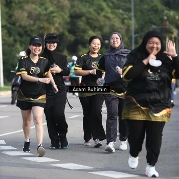 Runner Photo 7149365