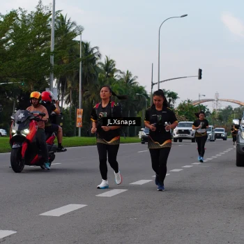 Runner Photo 7149375