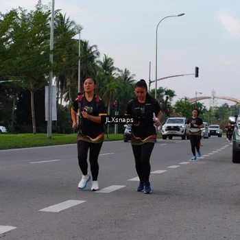 Runner Photo 7149402